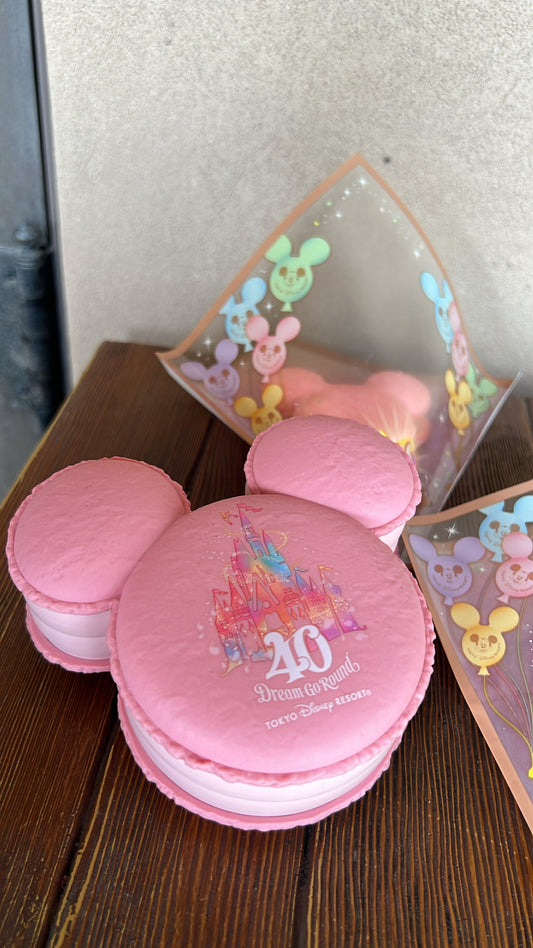 Tokyo Disney 40th Pink Minnie Macaron case