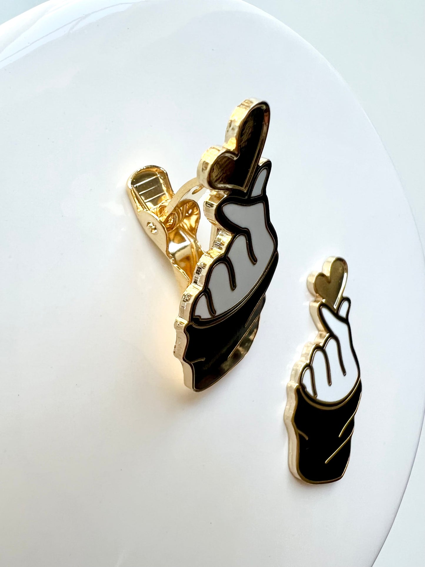 Finger Gold Heart & Black Sleeve CLIP