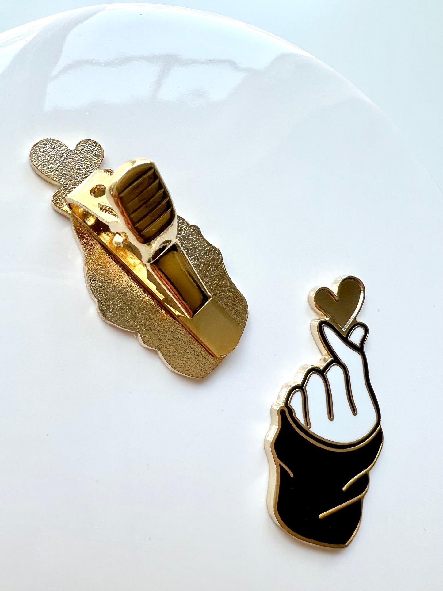 Finger Gold Heart & Black Sleeve CLIP