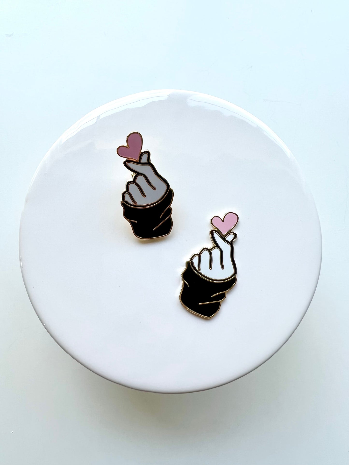 Finger Pink Heart & Black Sleeve CLIP